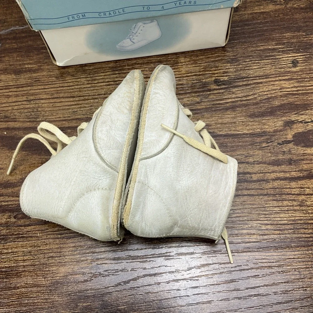 Wee Walker product pair